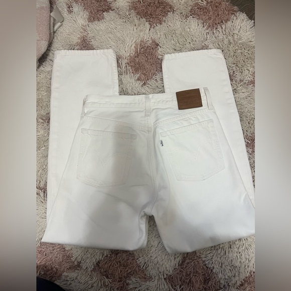 BRAND NEW LEVI JEANS - Picture 6 of 6